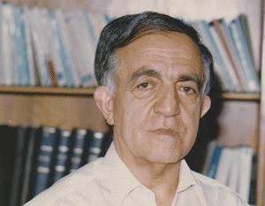 استاد دکتر حسن دادبان
